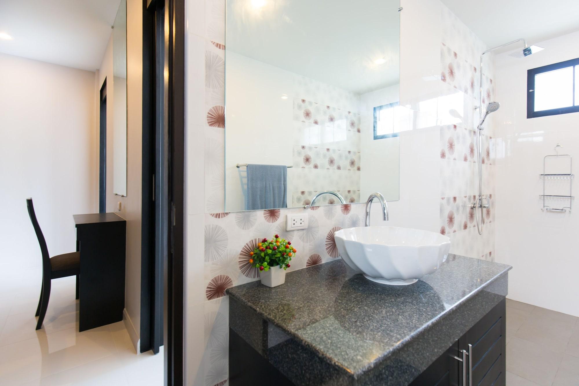 Clos Vougeot Villa By G Estate Rawai Bagian luar foto