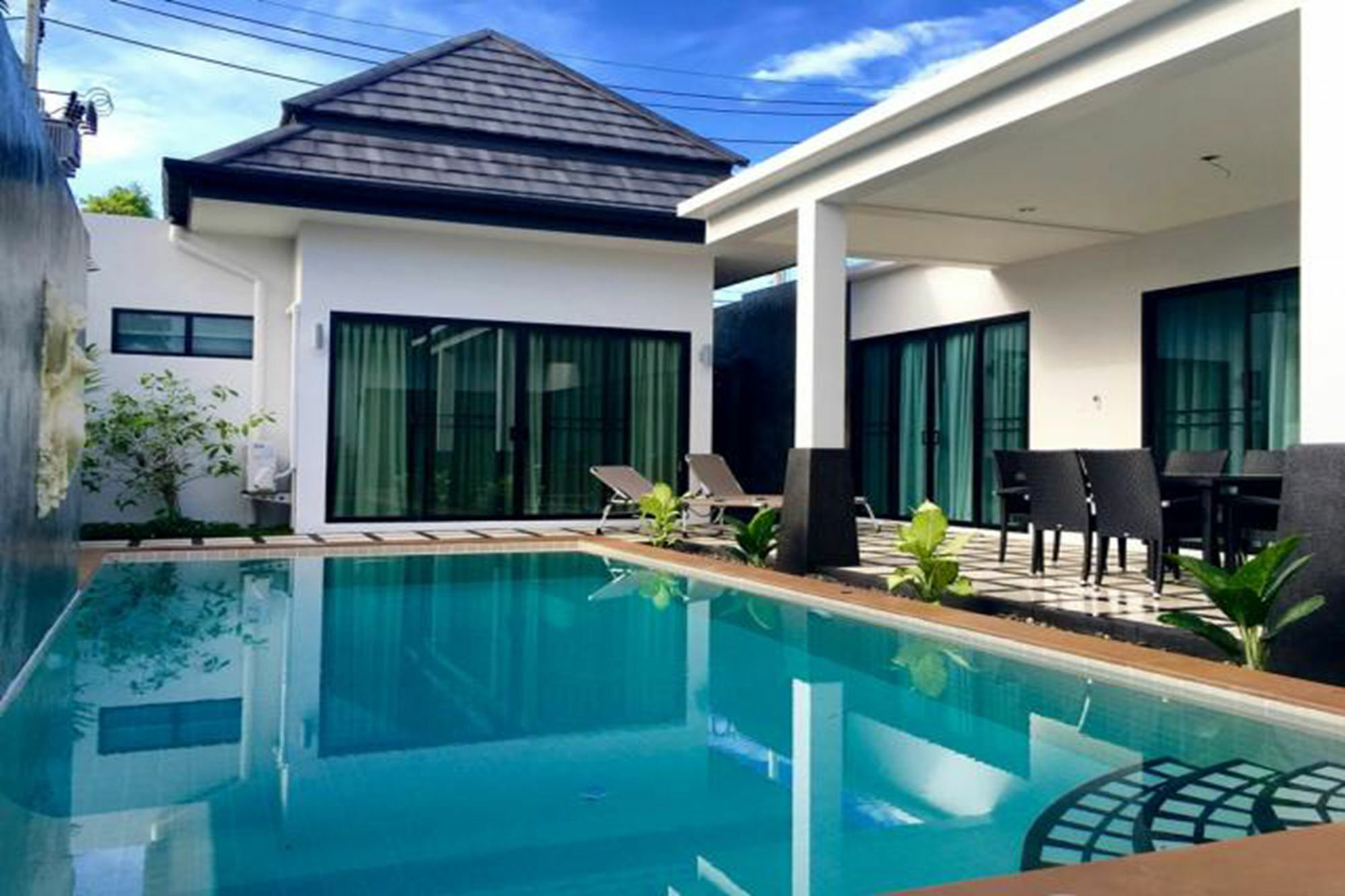 Clos Vougeot Villa By G Estate Rawai Bagian luar foto